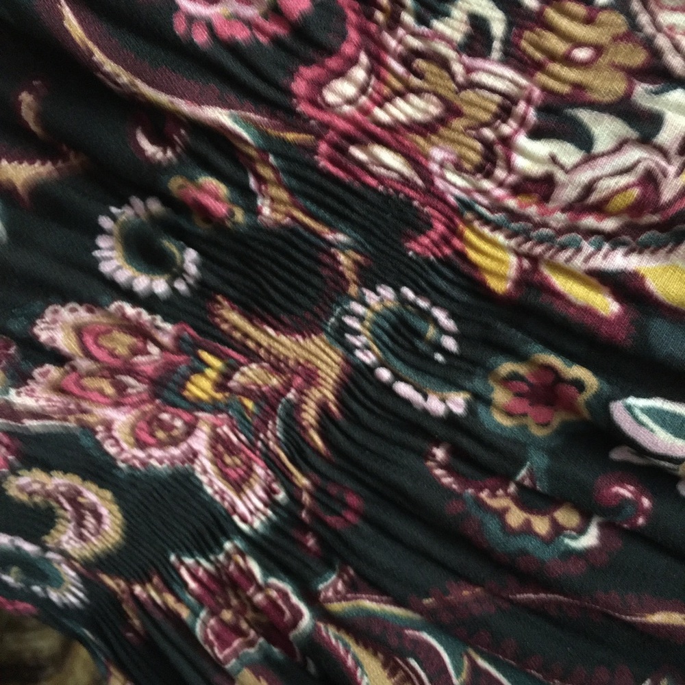 Top/Blouse - Picture 7 of 9